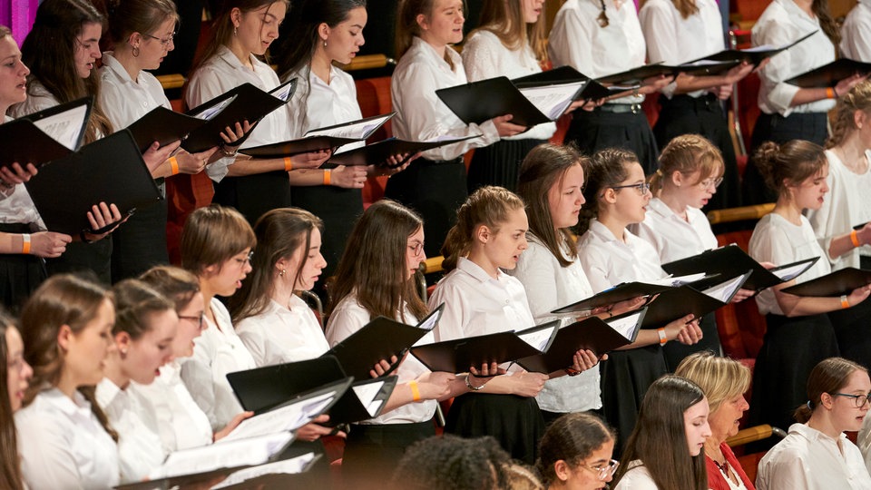 Weihnachten mal anders: X-mas Sing Along | WDR@Philharmonie